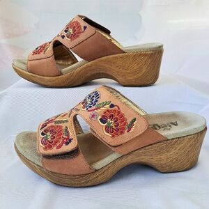 Alegria Lin 647N Embroidered Leather Wedge Sandals 38 (8-8.5 US) Slip On Mules